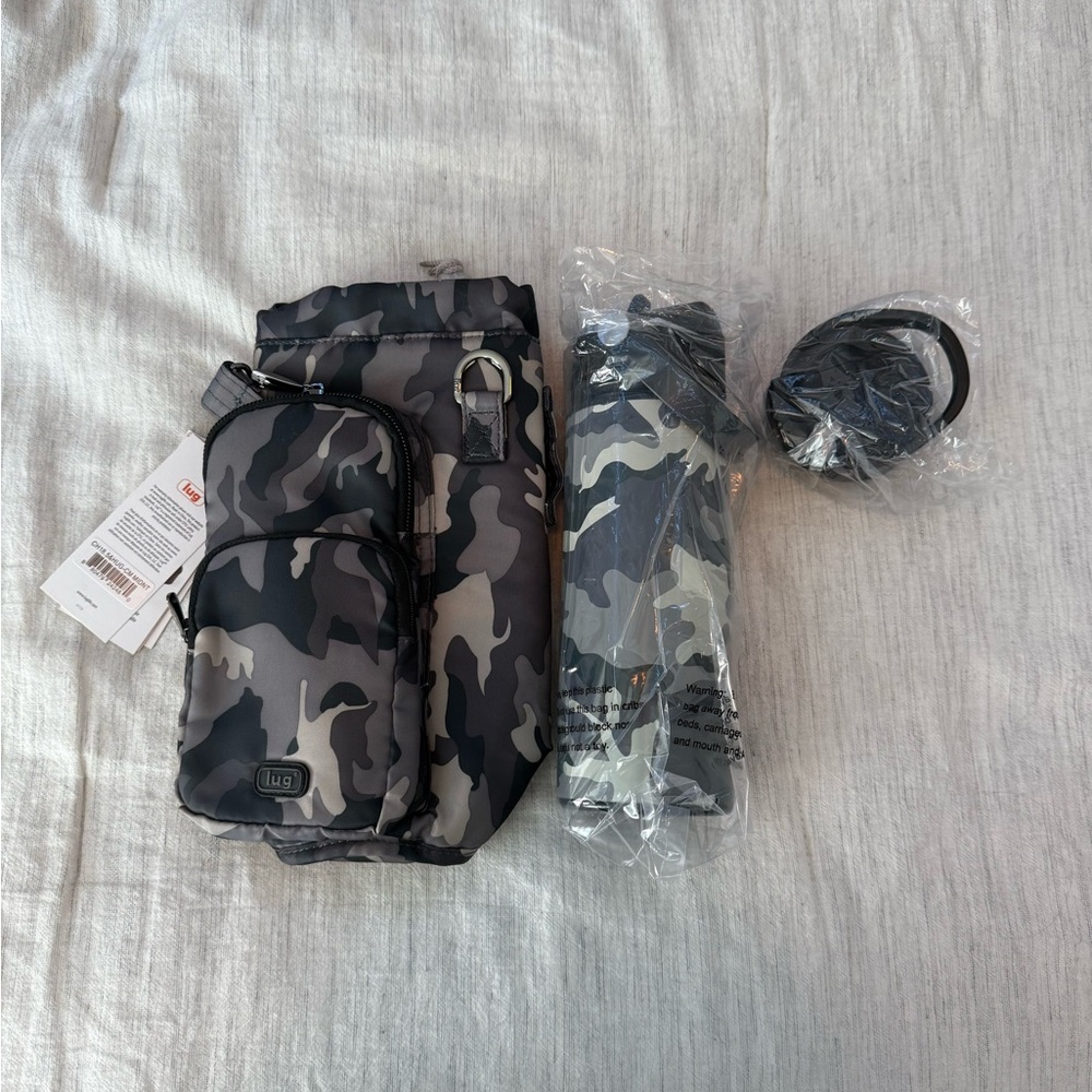 NEW Lug Huggie Crossbody Bottle Holder with Matching Water Bottle